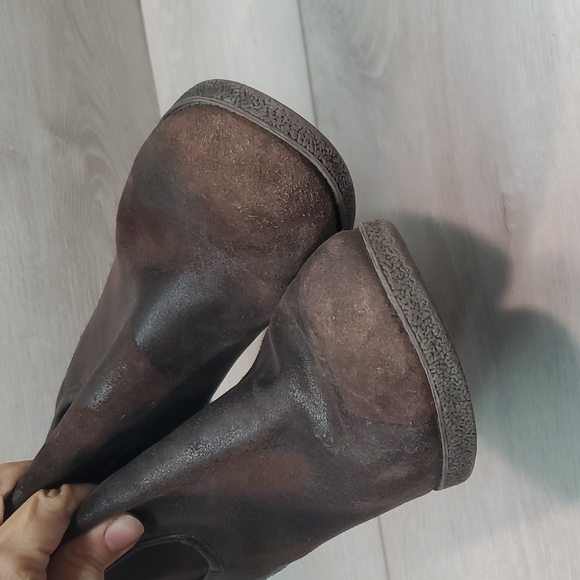 Donald j Pliner Womens Dillon Ankle Wedge Distressed Leather Boots shoes - Picture 4 of 13